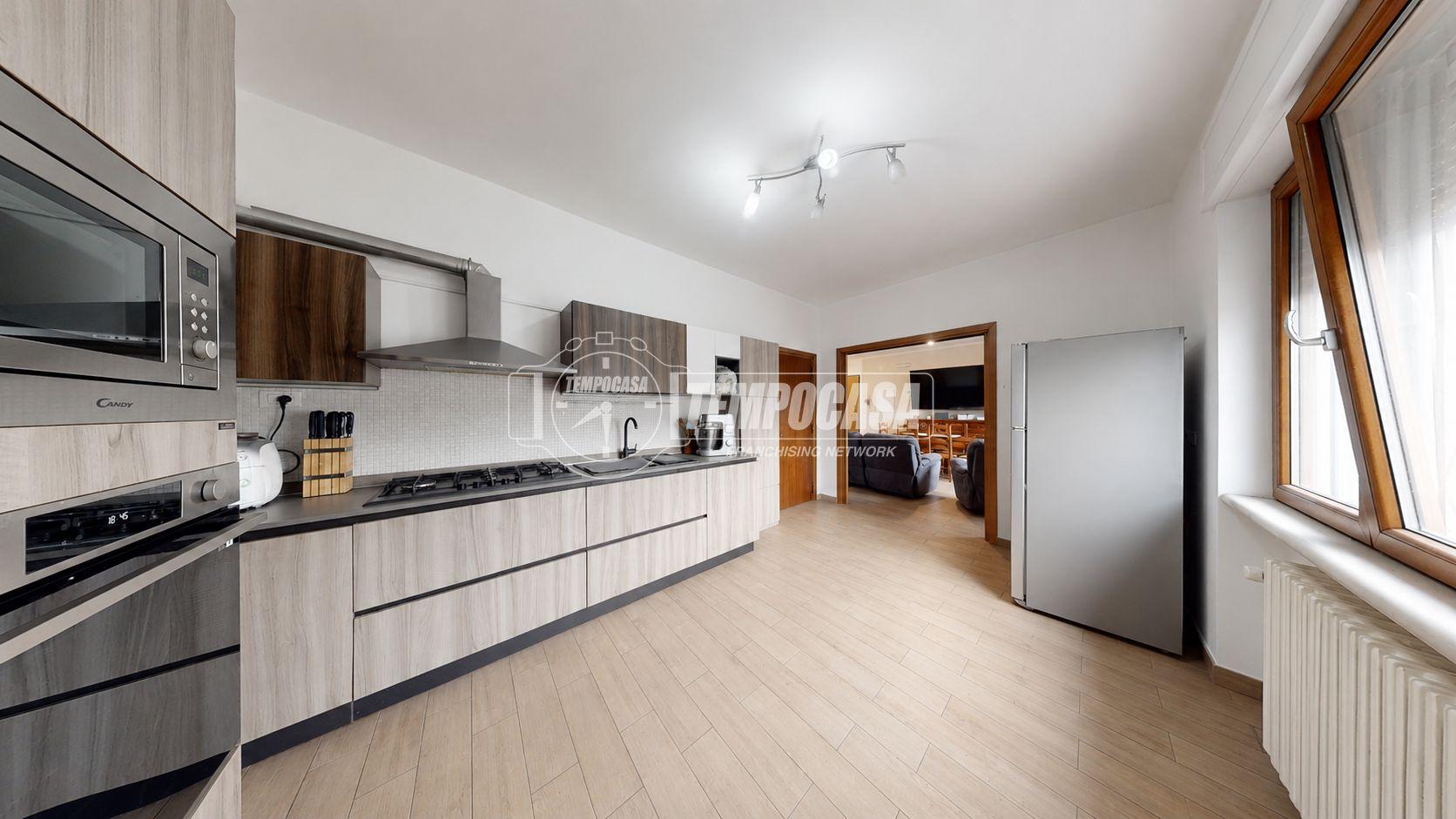 Appartamento in Via Scorrano 77, Maglie