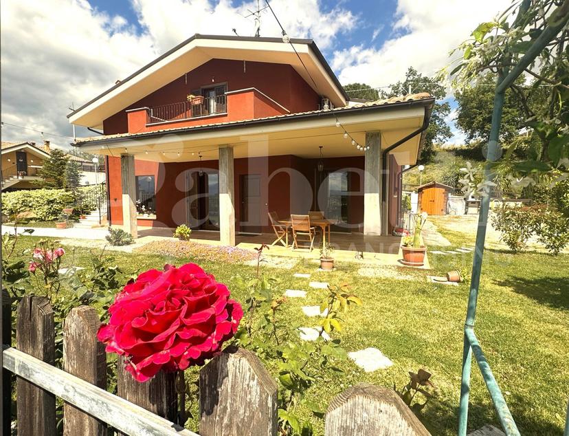 Villa in Contrada Vicenne Sud  19, Pianella — foto 3 di 5