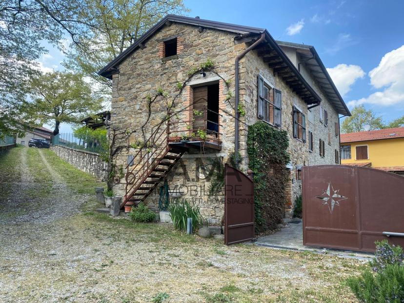 Rustico in Via San Francesco 4, Reggio nell'Emilia