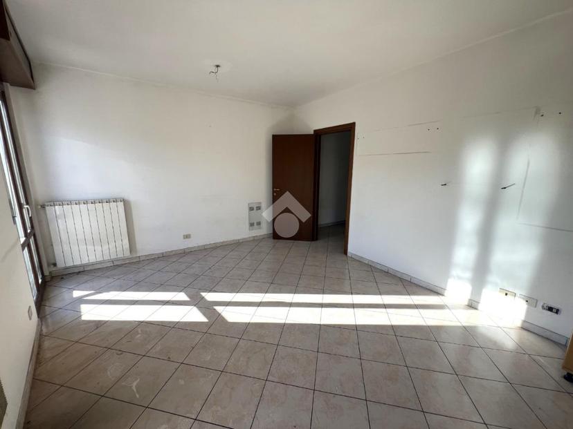 Bilocale in Viale Como 25, Malnate — foto 2 di 5