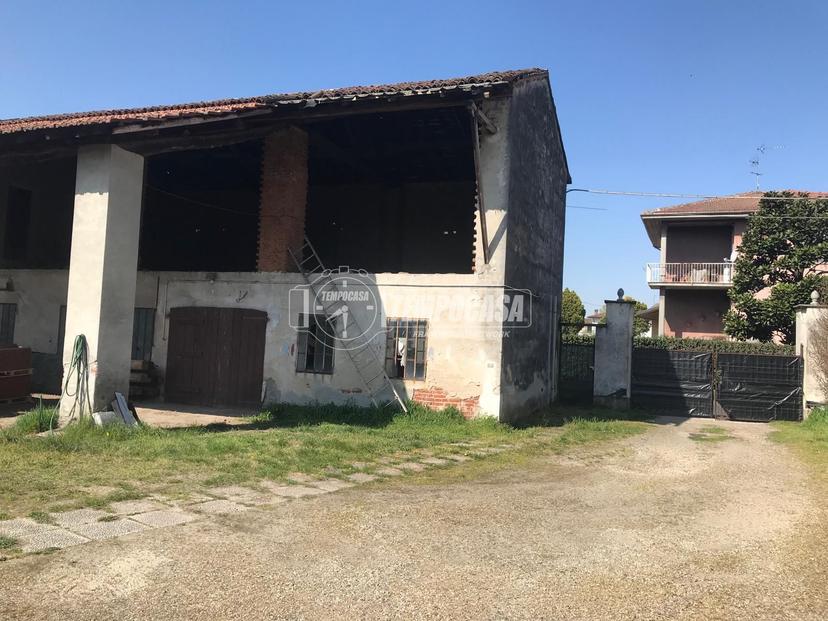 Cascina in Via Roma 50, Gropello Cairoli — foto 4 di 5