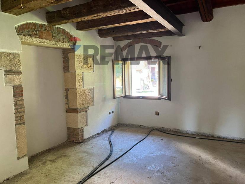 Casa indipendente, Val Liona — foto 3 di 5