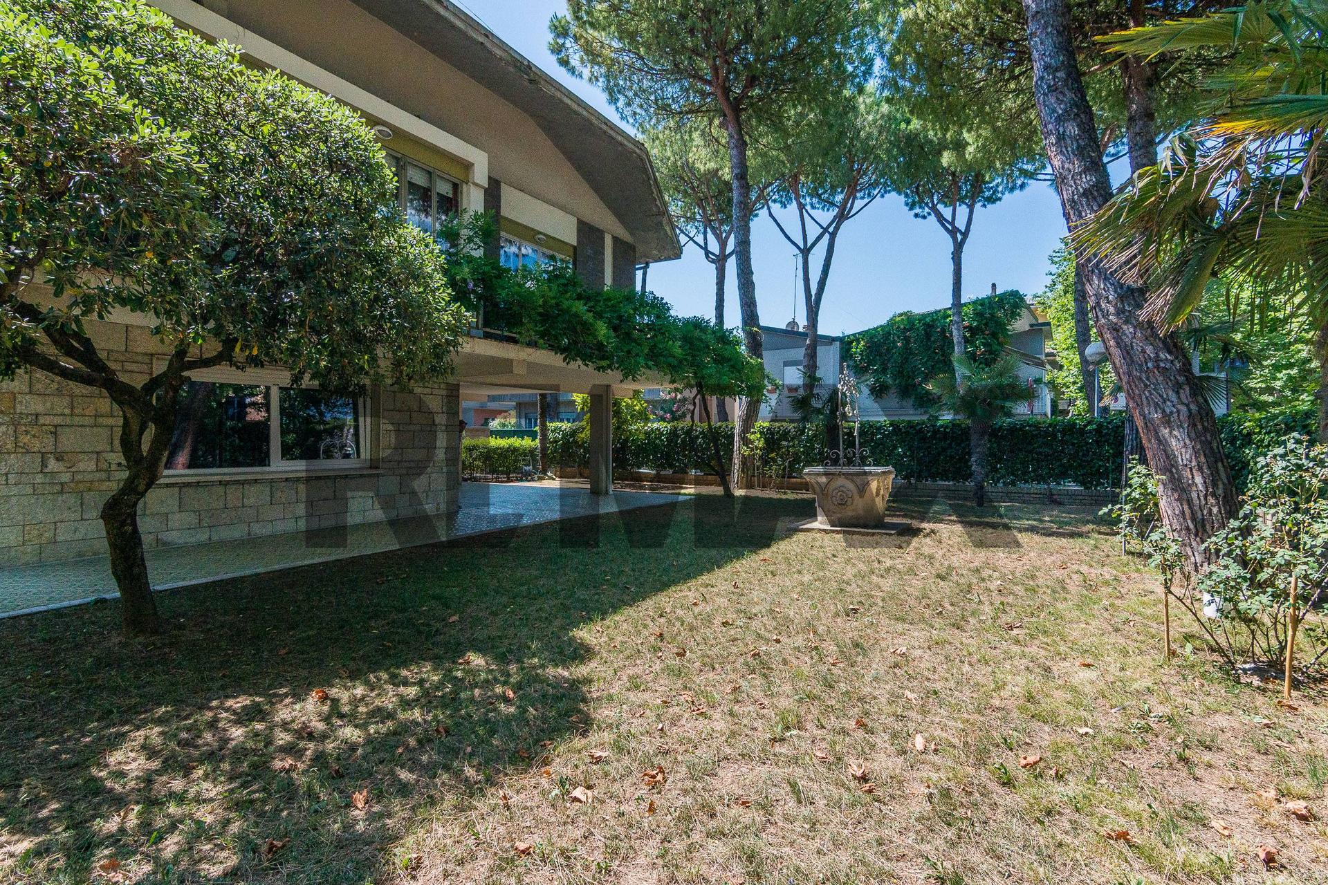 Villa in Via Comandini 7, Cattolica