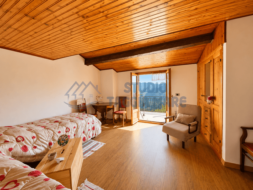 Casa indipendente in Via Sambughea 8, Triora — foto 2 di 5