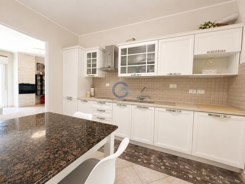 Quadrilocale in Via Eraclea 36d, Catanzaro