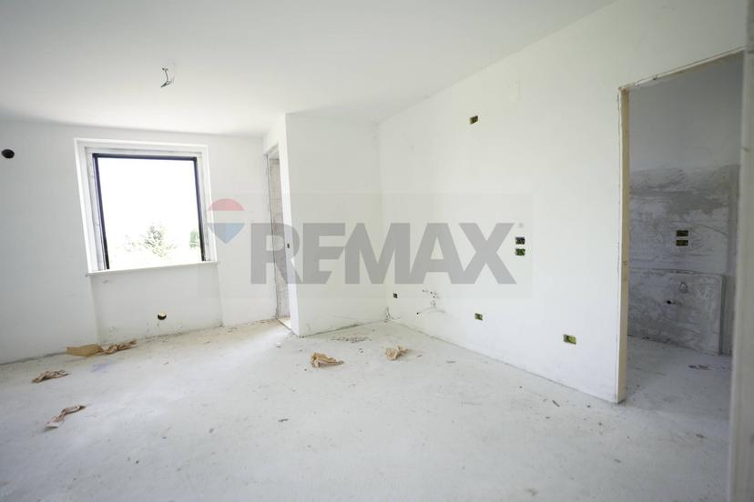 Trilocale in Via Cintioni, San Vito Chietino — foto 3 di 5