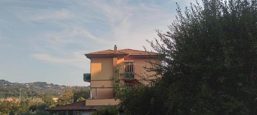 Quadrilocale, La Spezia