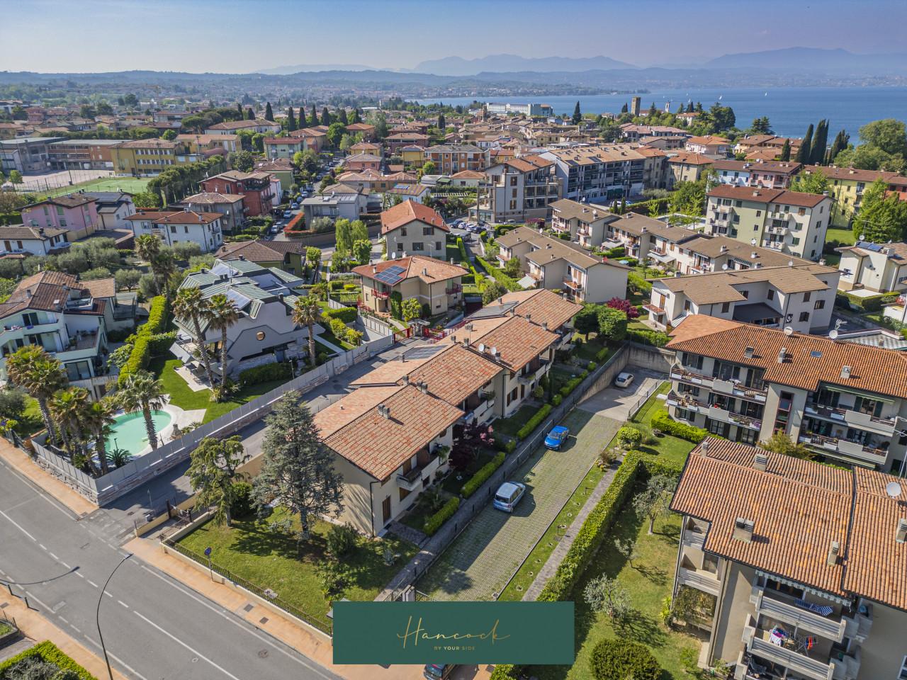Villa a schiera in Via Giovanni XXIII, N. 3, Desenzano del Garda