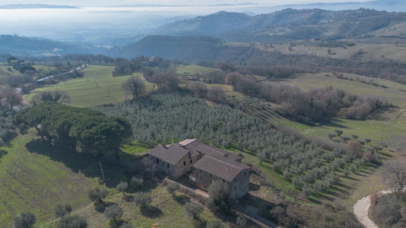 Rustico in Strada Pianello - Monteverde 1, Perugia