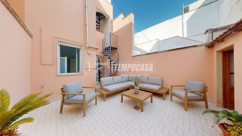 Casa indipendente in Via Giuseppe Mazzini 128, San Cesario di Lecce — foto 3 di 5