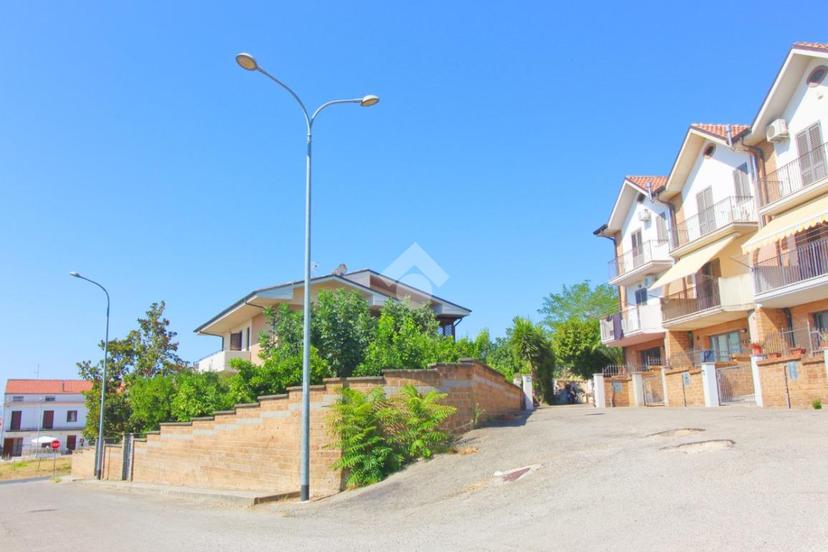 Villa in Via Archimede 52, San Martino in Pensilis — foto 5 di 5