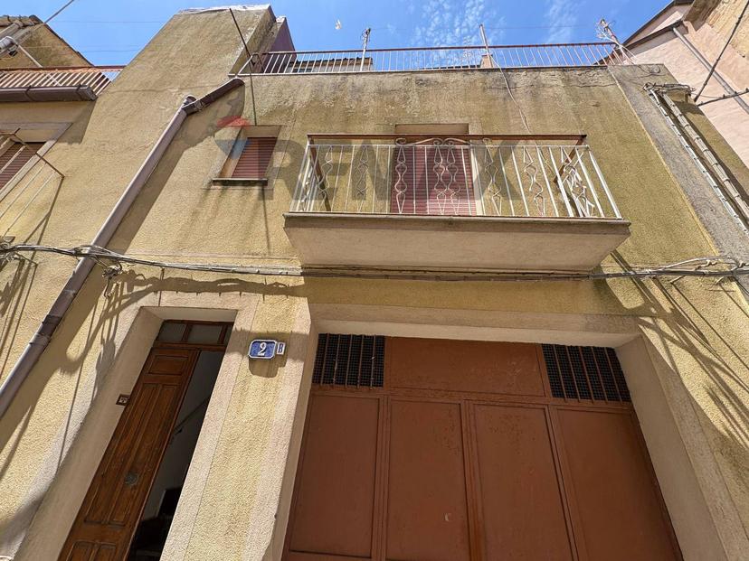 Casa indipendente in Via Mannelli 2, Caltagirone — foto 3 di 5
