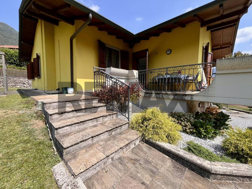 Villa in Via Andrea d\'Albino 30, Albino — foto 5 di 5