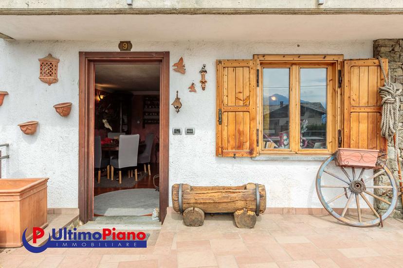 Casa indipendente in Frazione Arpuilles 9, Aosta