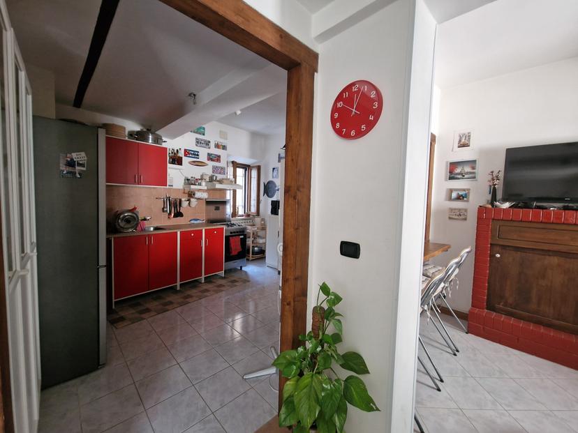Porzione di casa in Vicolo dell'Aquila 10, Lugnano in Teverina — foto 3 di 5