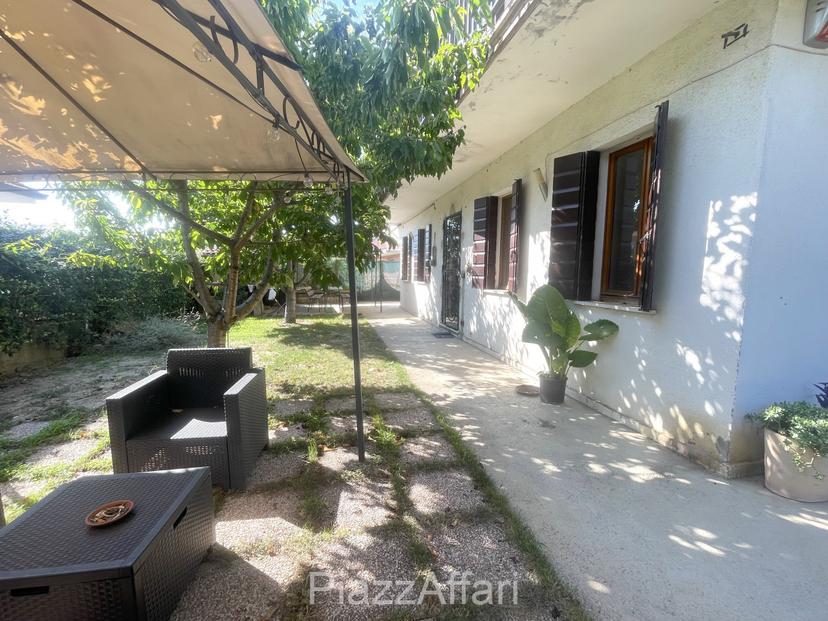 Casa indipendente in Via Veneto, Campolongo Maggiore — foto 2 di 5