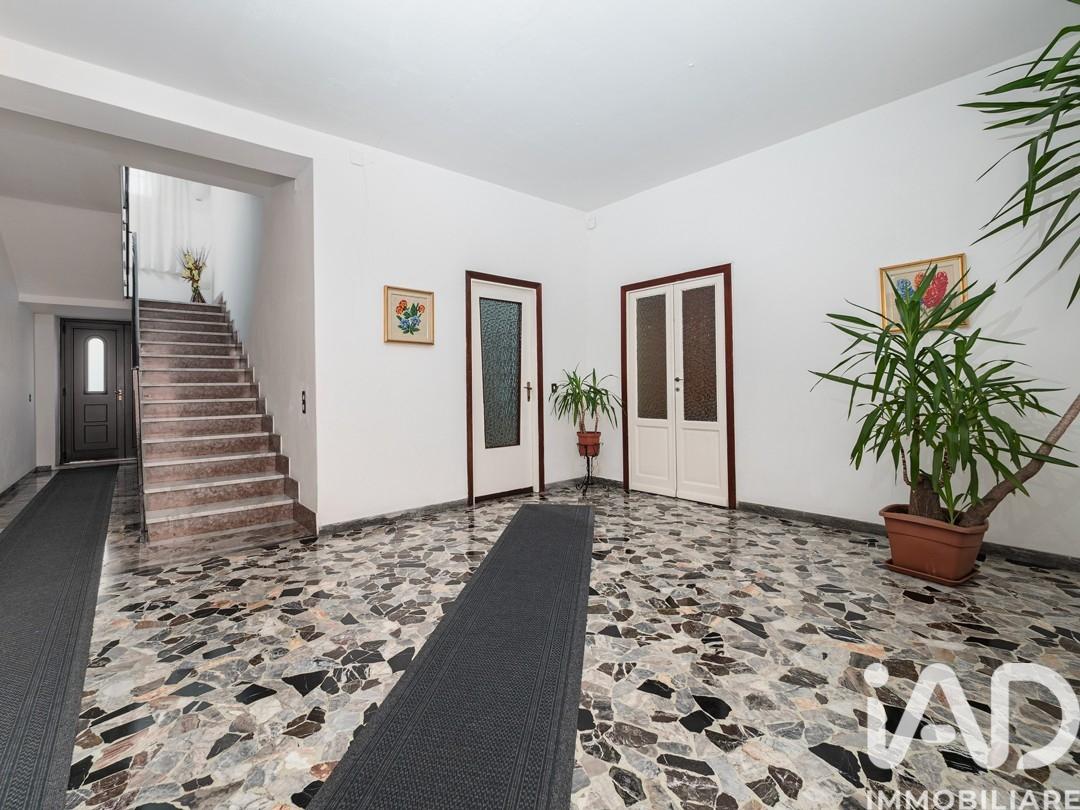 Trilocale in Via Vittorio Veneto 1, Rovello Porro