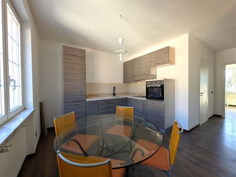 Quadrilocale, Ameglia