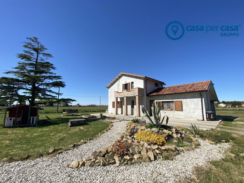 Casa indipendente in Via dell'Usignolo 9, Mesola — foto 2 di 5