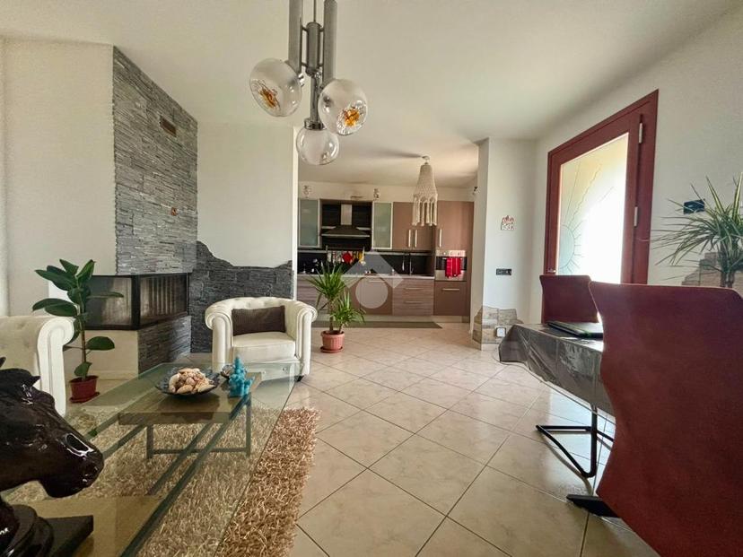 Villa in Via a. Vivaldi 2, Sant'Urbano — foto 2 di 5