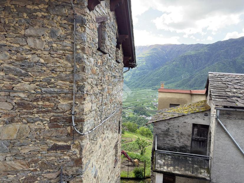 Casa indipendente in Via Dossello, Tirano — foto 5 di 5