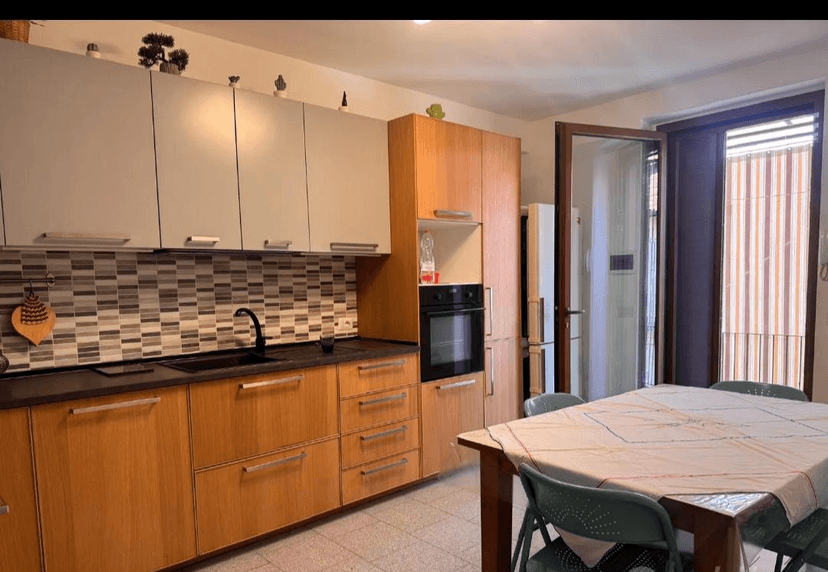 Trilocale in Via Mosè Bianchi, Monza