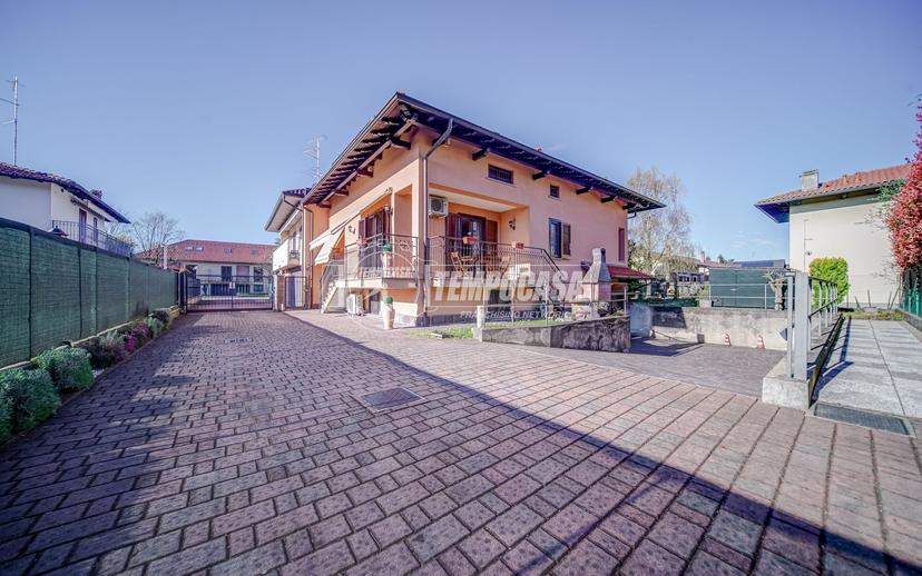 Casa indipendente in Via Zelliner, Samarate — foto 4 di 5