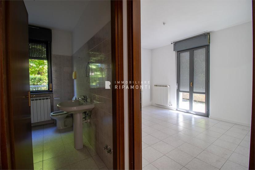 Bilocale in Via del Roccolo 10, Lecco