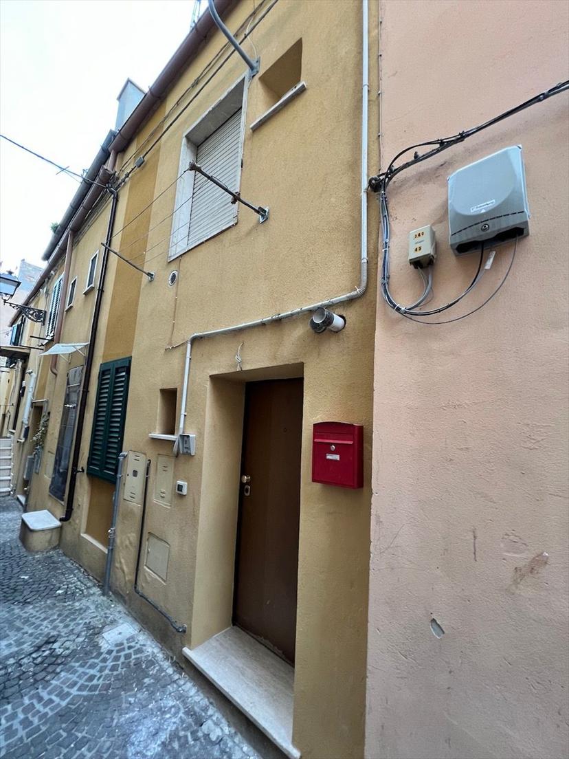 Casa indipendente in Via Vicolo San Giovanni, Chieti — foto 3 di 5
