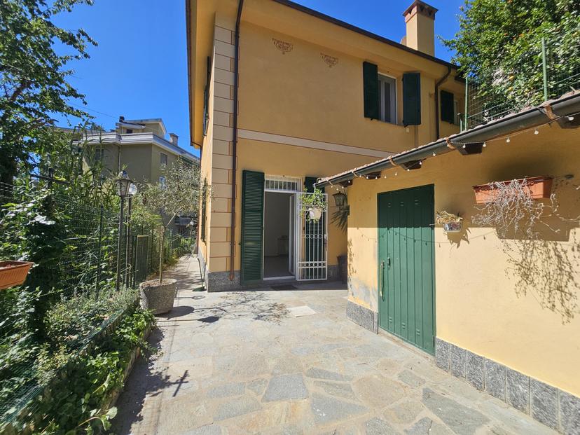 Villa in Via Rusca, Savona — foto 4 di 5