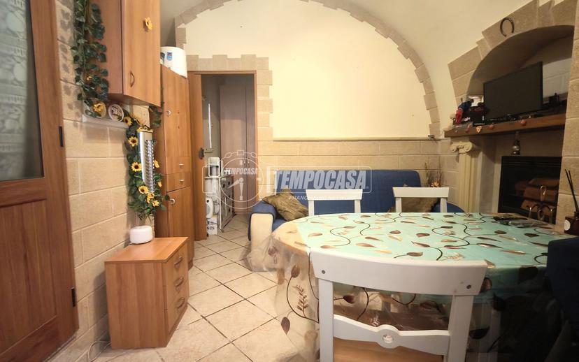 Casa indipendente in Via Cacciatore, Gioia del Colle — foto 2 di 5