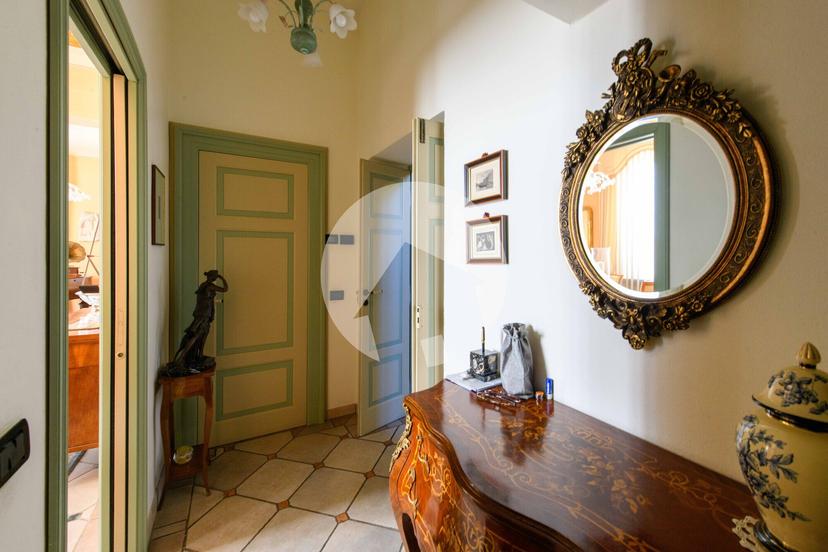 Villa unifamiliare in Fratelli Corradini 67, Bibbiano