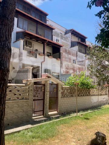 Villa a schiera in Via Galvani  23, Brindisi
