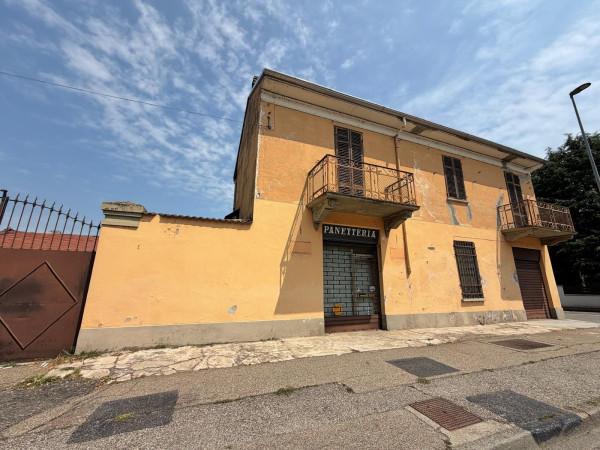 Villa bifamiliare in Via Paolo Thaon De Revel 42, Vercelli — foto 3 di 5