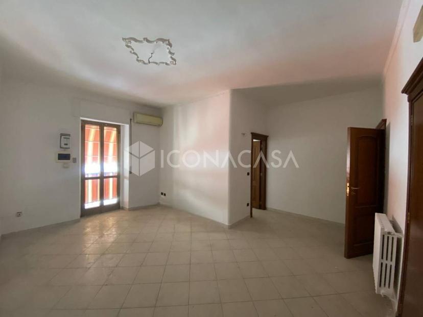 Trilocale in Via G. Elefante, Barletta — foto 4 di 5