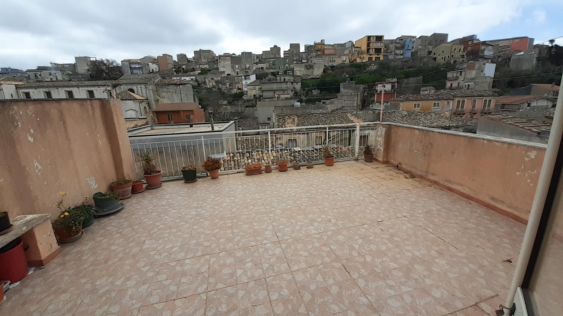 Casa indipendente in Via Calendoli 5, Palazzolo Acreide