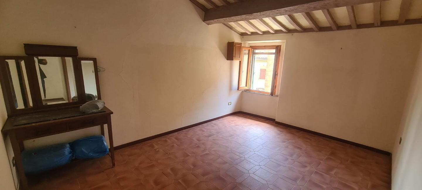 Bilocale, Cinigiano
