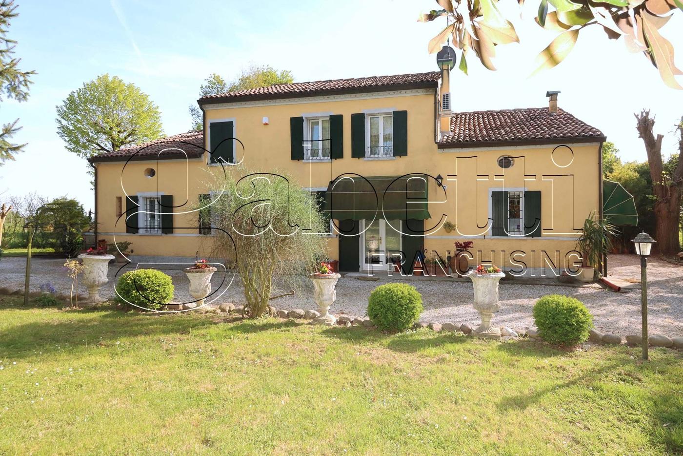 Villa in Via Comacchio, Ferrara