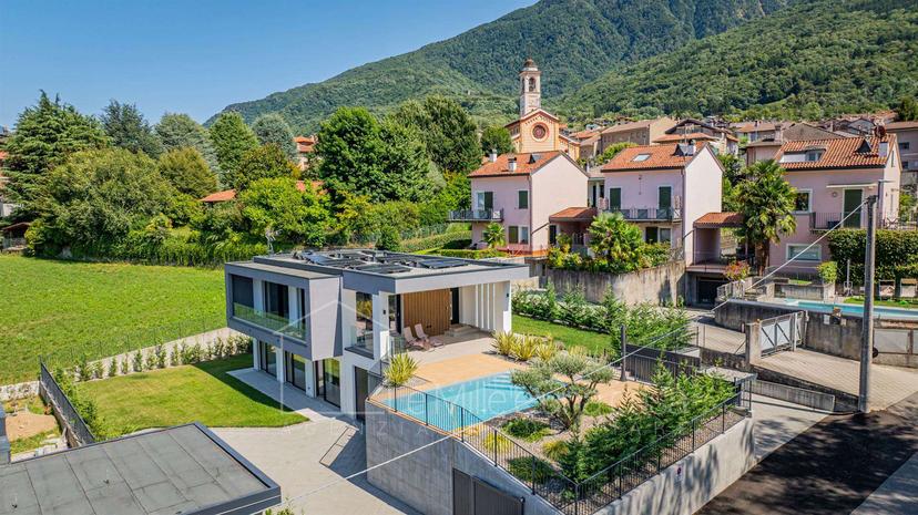 Villa in Via Perlino, Colico — foto 4 di 5