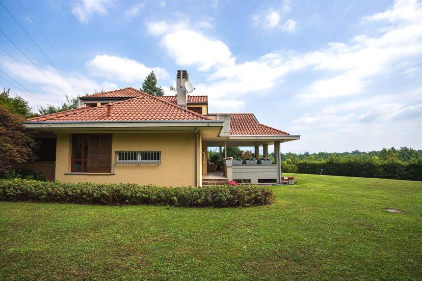 Villa unifamiliare in Via Brunate 8, Guanzate — foto 3 di 5