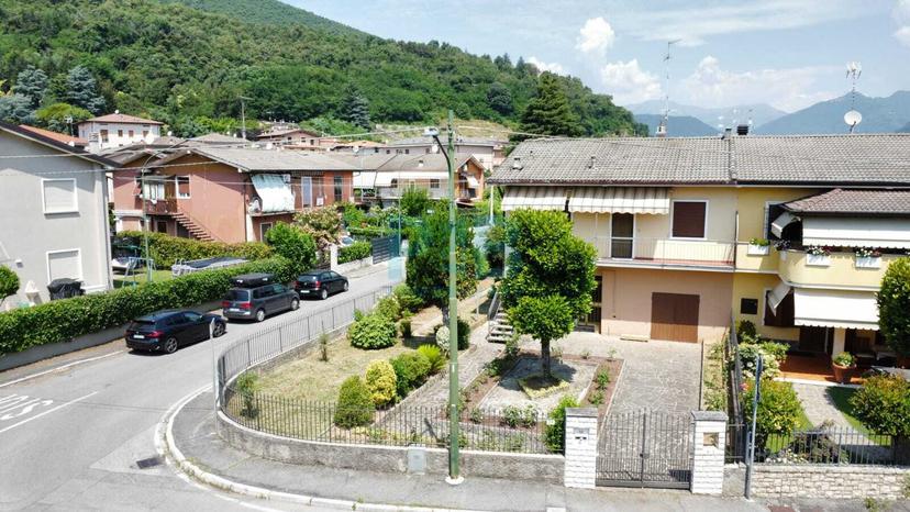 Villa bifamiliare in Via Albera 28, Concesio — foto 2 di 5