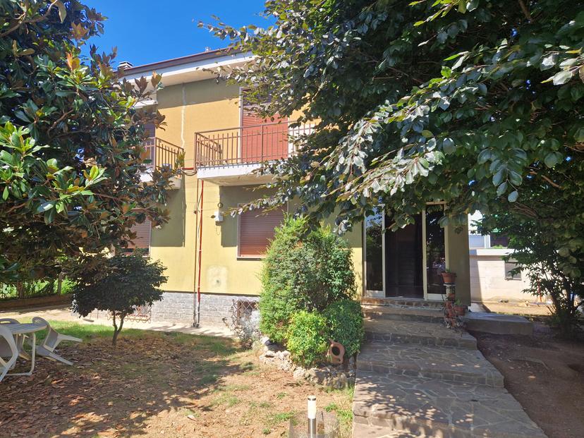 Porzione di villa in Via del Corbè 17, Mozzate — foto 4 di 5