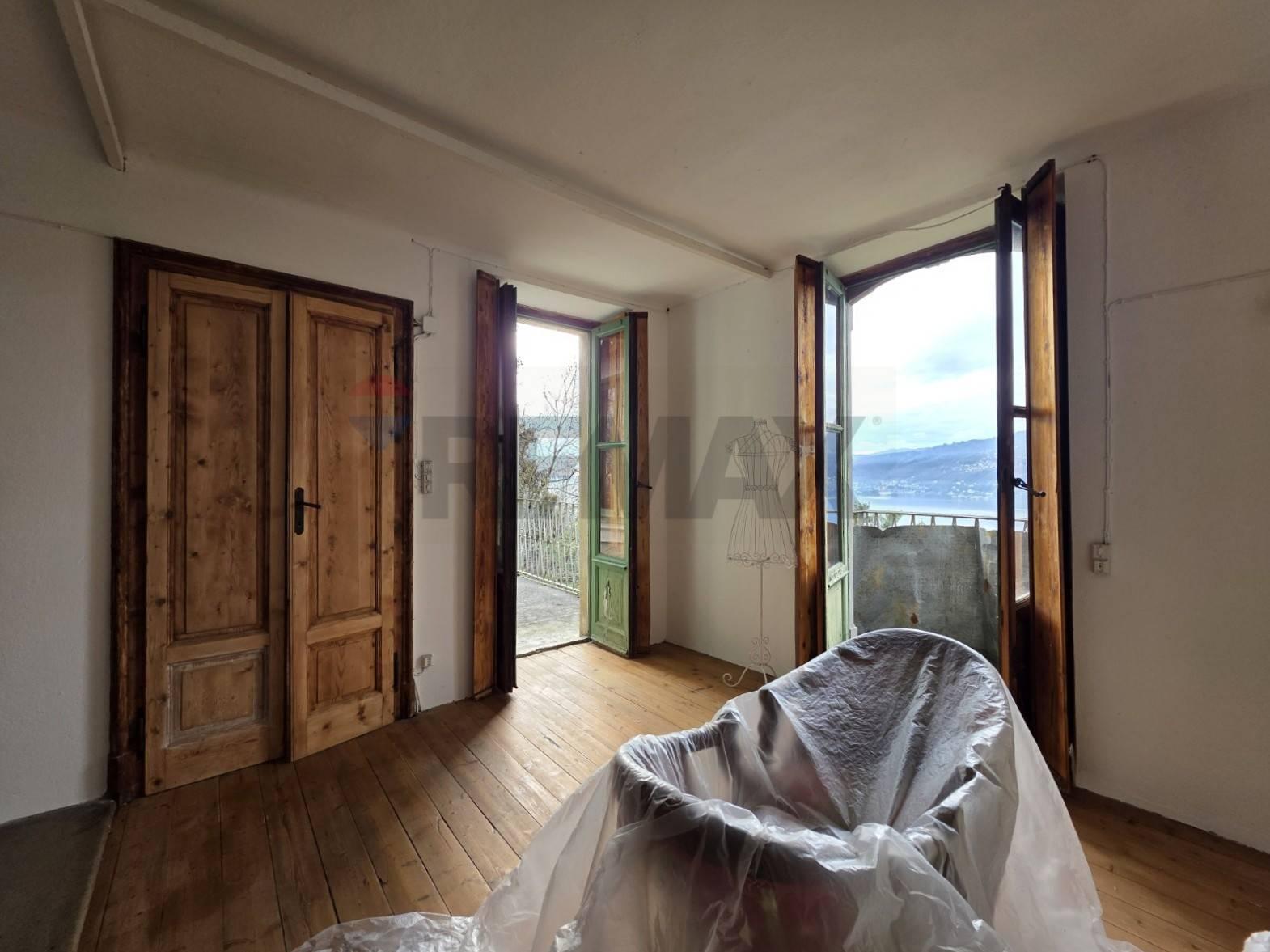 Casa indipendente in Via alla Bergamina, Verbania