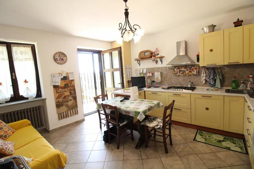 Casa indipendente in Santo Stefano Roero, Santo Stefano Roero — foto 2 di 5