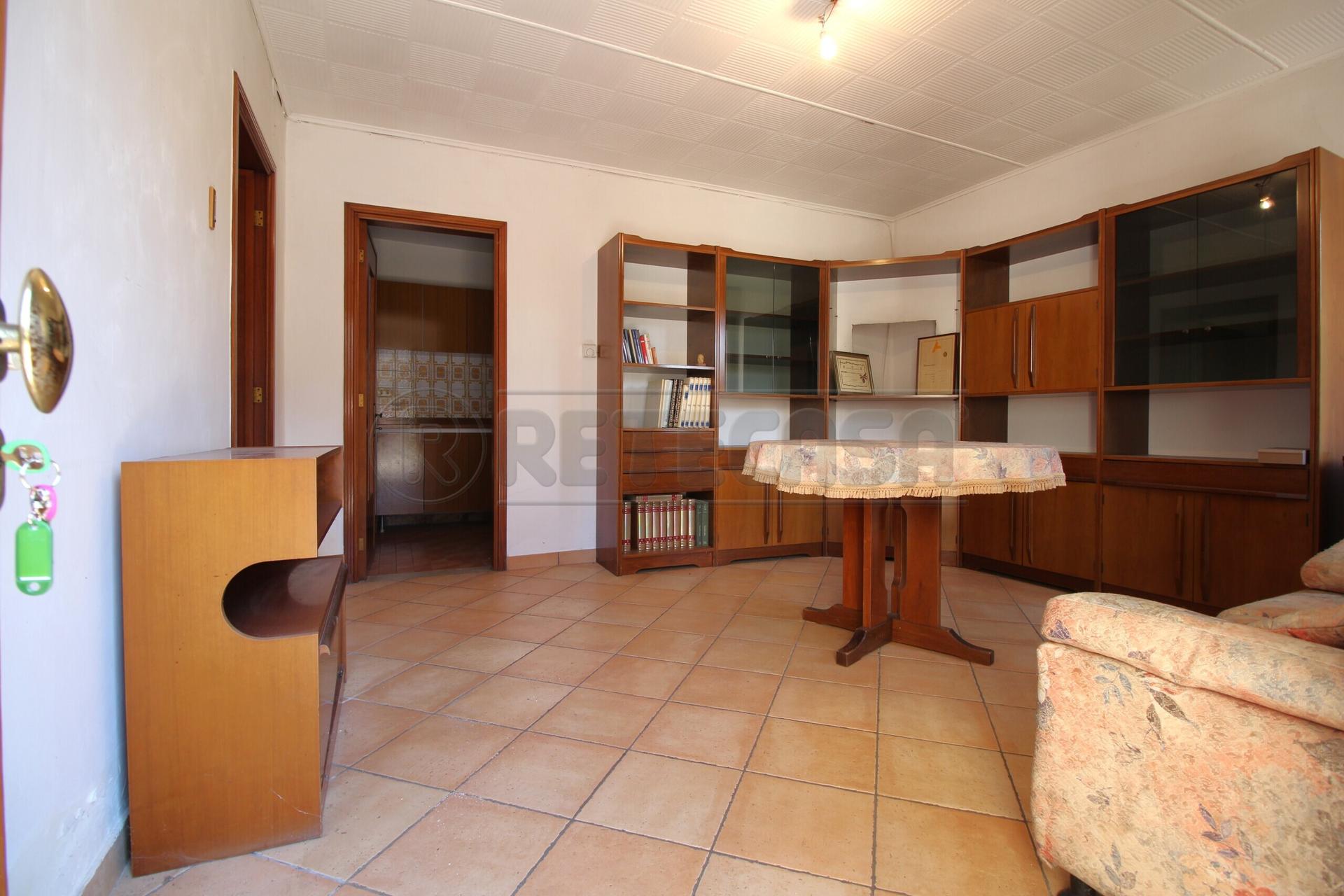 Rustico in Via Trento E Trieste 2, Zermeghedo