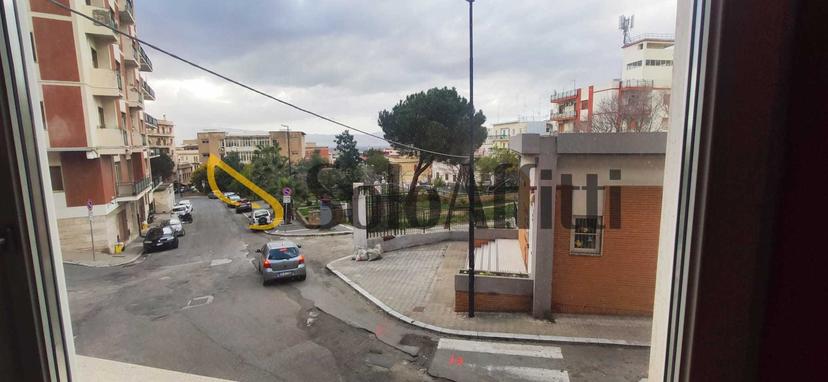 Bilocale in Via Carlo Rosselli, Reggio di Calabria — foto 4 di 5