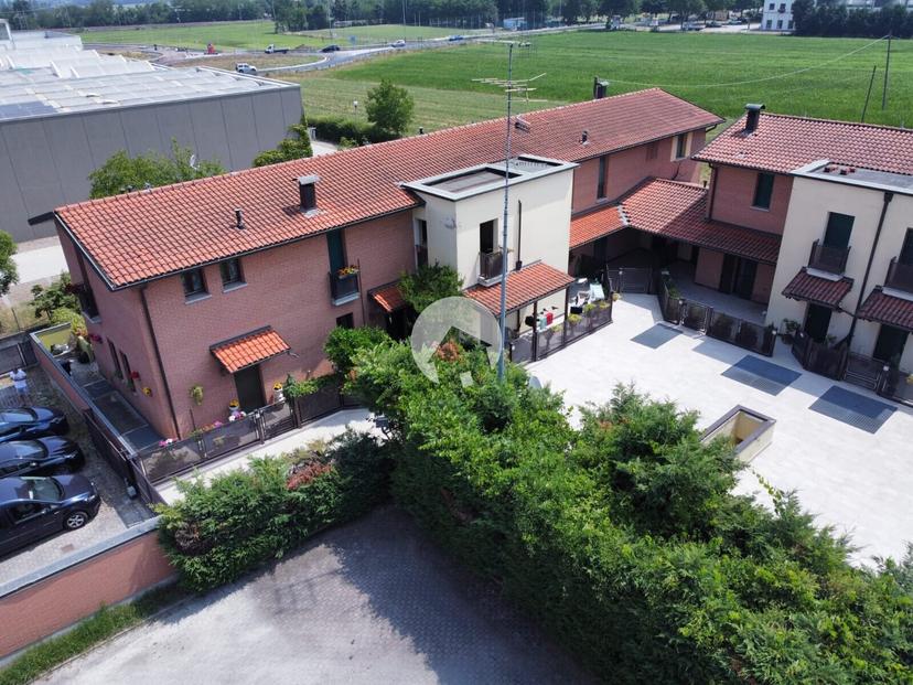 Villa a schiera in Via Renato Marmiroli 23, Reggio nell'Emilia — foto 5 di 5