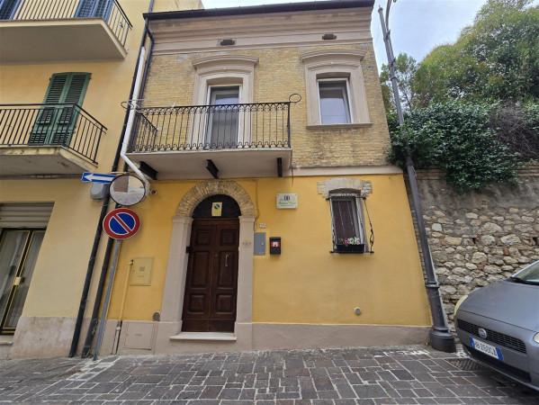 Terratetto unifamiliare in Corso Margherita, Sant'Eusanio del Sangro