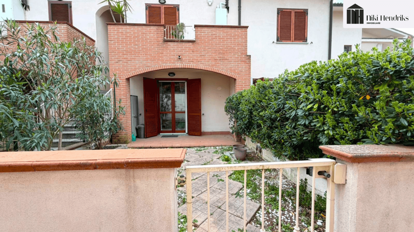 Bilocale, Santa Maria a Monte