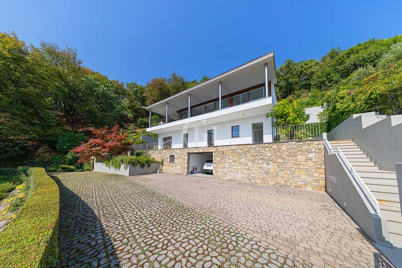 Villa unifamiliare, Salò — foto 3 di 5
